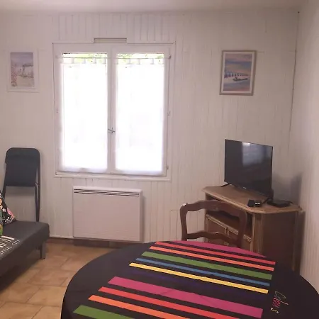 Appartamento D'une Avec Jardin Clos Et Wifi A A 2 Km De La La Tremblade